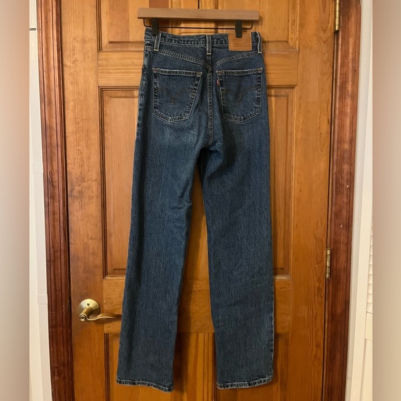 Levi’s rib cage jeans! - Picture 3 of 4